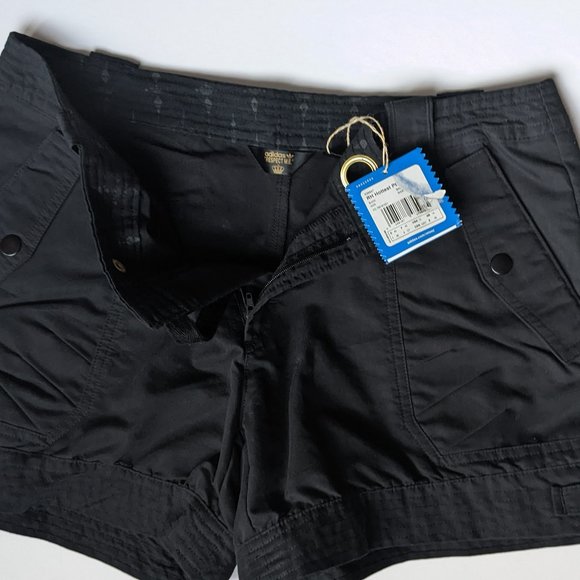 Adidas X Missy Elliot  Respect Me Shorts, RARE, Size M, NWT, - Picture 4 of 6